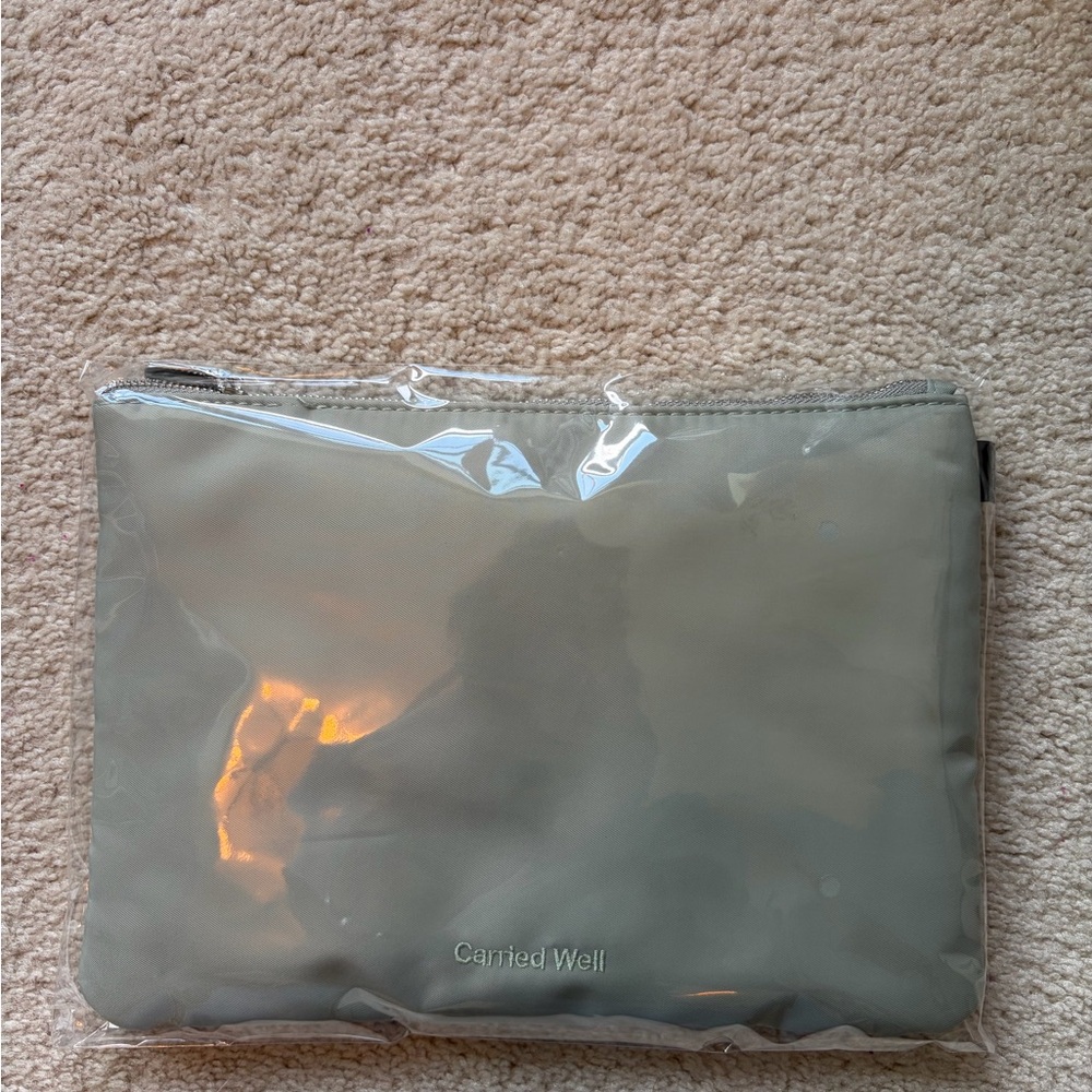 Carried Well Pouch - Cloth & Paper
